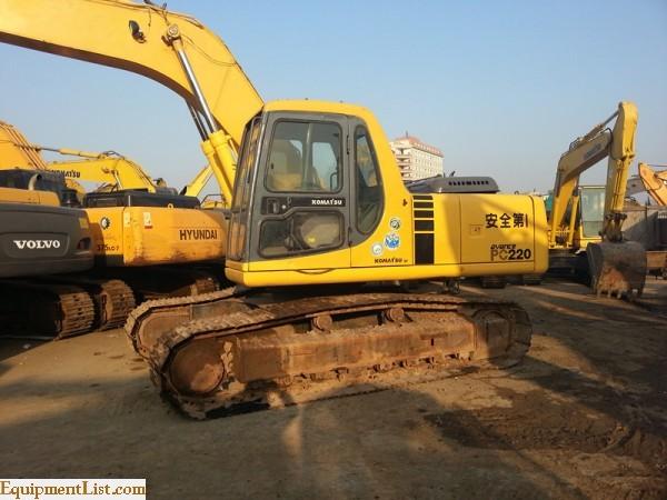 KOMATSU PC220-6 Excavator For Sale